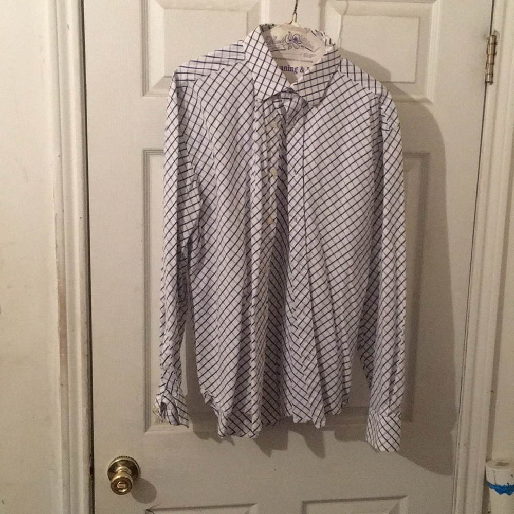 A nice William w shirt